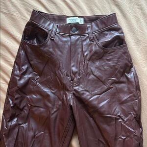 Abercrombie & Fitch Curve Love Vegan Leather 90s Straight Pants